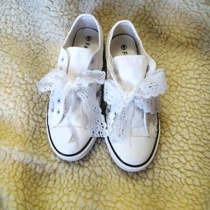 WHITE LACE SNEAKERS SZ 8